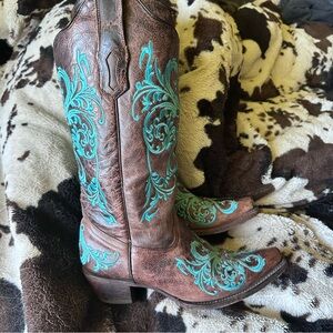 Brown Cowboy Boots with Turquoise Embroidery